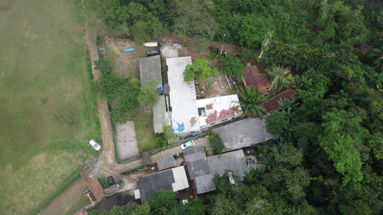 Sintonia Surf Hostel E Bar อูบาตูบา ภายนอก รูปภาพ