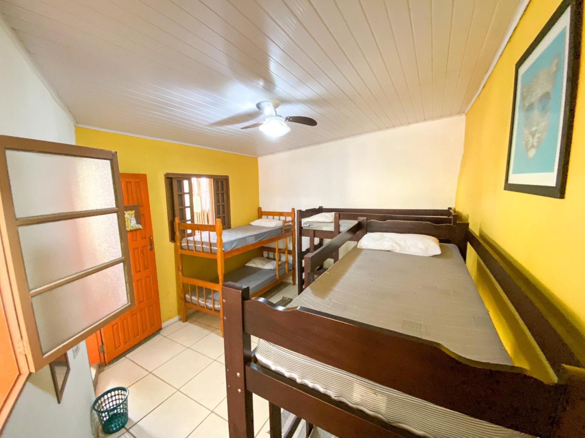 Sintonia Surf Hostel E Bar อูบาตูบา ห้อง รูปภาพ